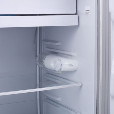 Frigorifero portatile 12v 24v per auto Mantenere il cibo fresco e le bevande fredde in movimento