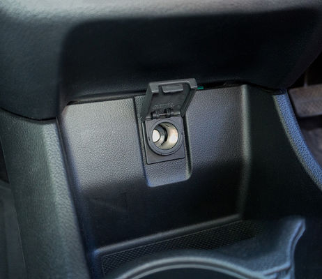 Congelatore per auto solare da 25L per campeggio Congelatore a porta singola Refrigeratore portatile a doppia corrente